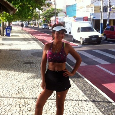 madre, esposa, ingeniero comercial, coach internacional (PCA), Instructora oficial de Zumba Fitness, amante del deporte y de la naturaleza