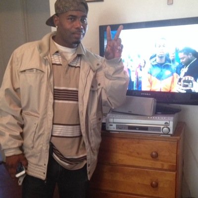 BigoneRoby's profile picture. Looking to make new friends and networking etc getting dat money mane lol ....