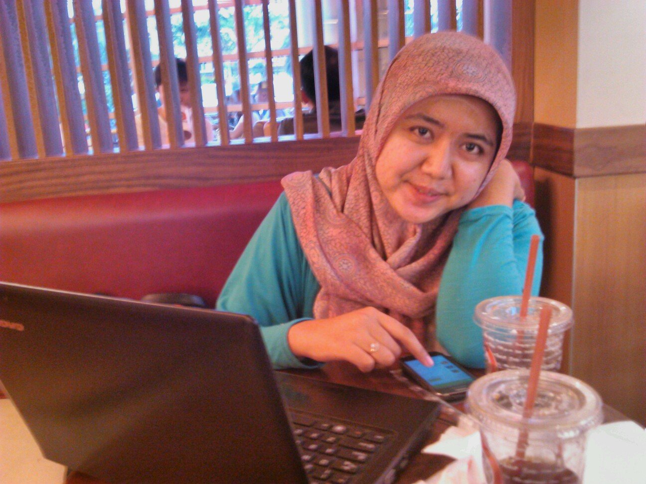 hardiantylatifa's profile picture. Bantu aku dengan caraMu ya Rabb :)