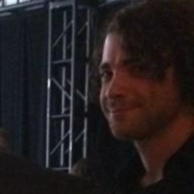 photobombtaylor's profile picture. @natiivetongue likes yo booty like taylor does