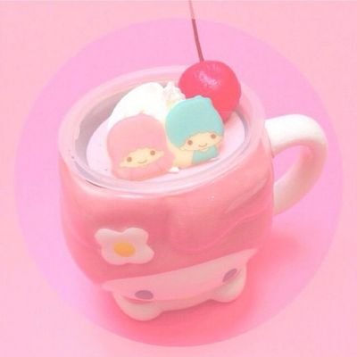 ✯*･☪:.｡サンリオ♡✳︎洋服★♬ ♢:゜専門学生