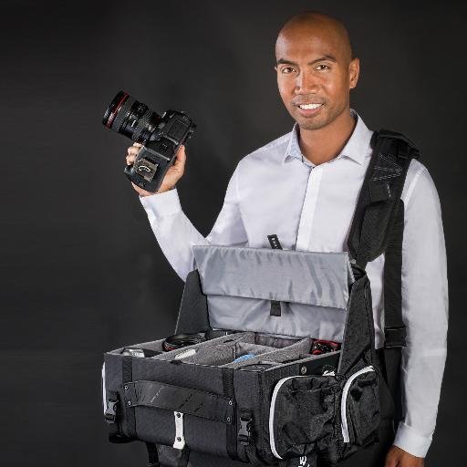 Hey Everyone! Introducing the world`s fastest & most functional shoulder case for Photographers, THE TOP SHELF™