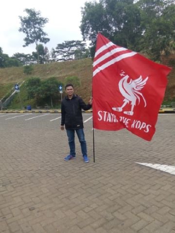 Indonesian Kopites • Win, Draw or Lose Always Support @LFC • Love @Jesica_jezz • Three Stripes Addict #JFT96 #YNWA