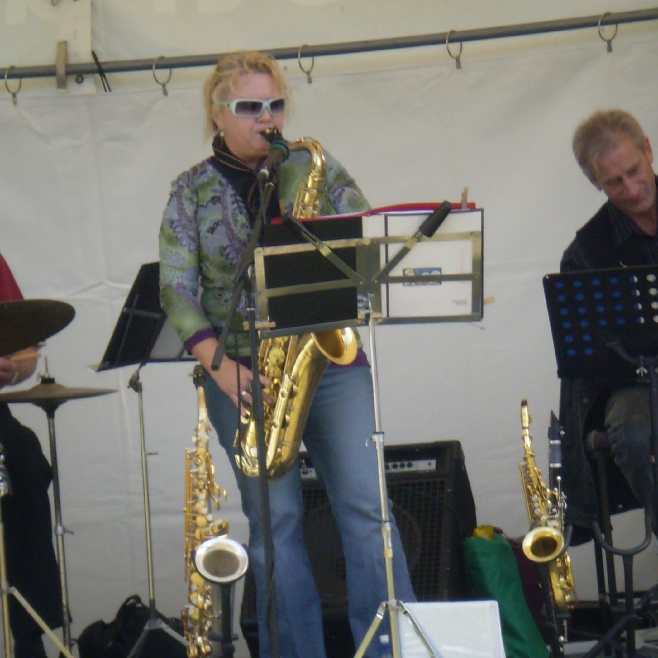 dailytweets101's profile picture. Writer of daily verses of insight