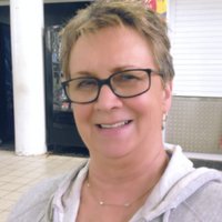 Lorraine Fearnley (@lotzalozza) 's Twitter Profile