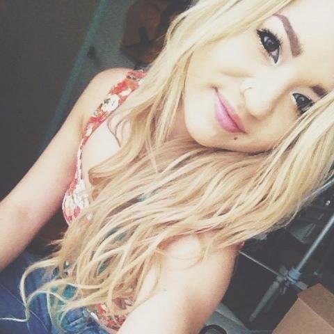 miastemmer's profile picture. http://t.co/bsIURHwEW1