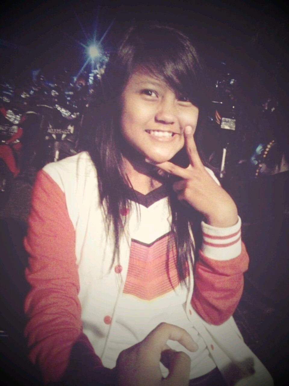 b9e2958389de4cb's profile picture. @yohana