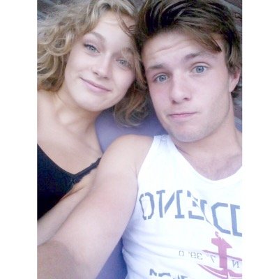 If theres a moment when it's perfect,
It will cover me as the sun goes down.