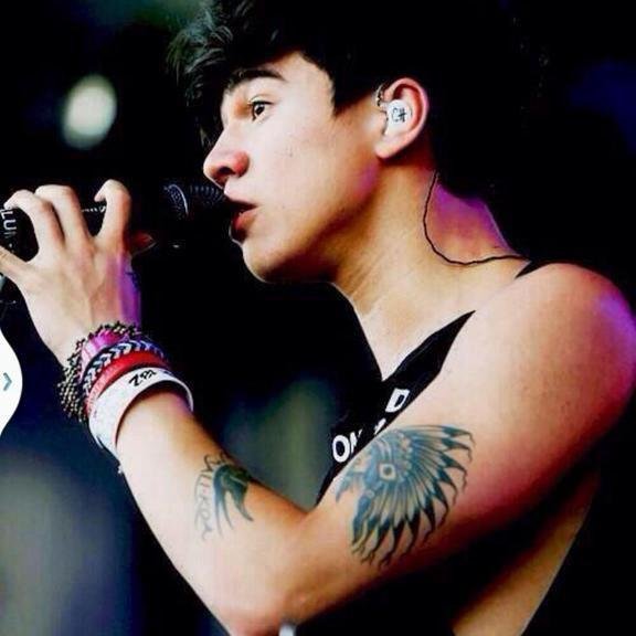FOLLOW @MUKESTURBATlON