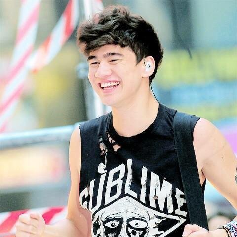 FOLLOW @MUKESTURBATlON