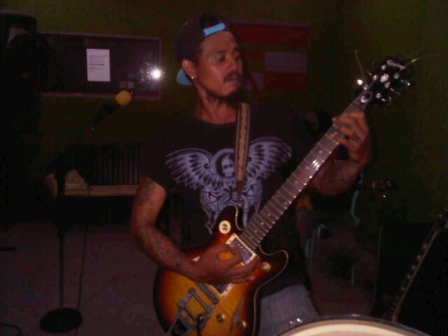 kancel_alex's profile picture. I'm metalcore|gibson|tattoo,dunia ini terdiri atas kebagian,yang berlainan namun merupakan pasangan' ke2nya tk dpt dipisahkan.tubuh iblis jiwA malaikat