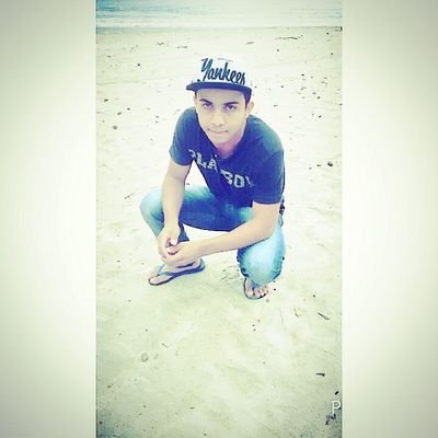 Nao sou perfeito mais tenhu minha qualidades...