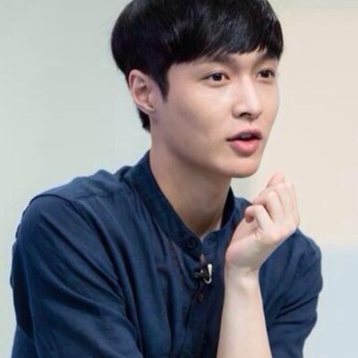 ☆แอคฟอลฟรี☆ เมนพี่ลู่คนเเมนกะพี่เลย์คนสวย มีอะไรก็ทักมาคุยกันที่ @nothasuang