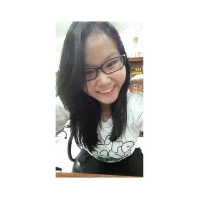 RobertNg's❤     ig; @tiaraayuu