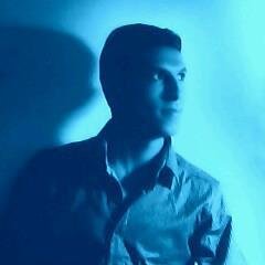 alielaref39's profile picture. 