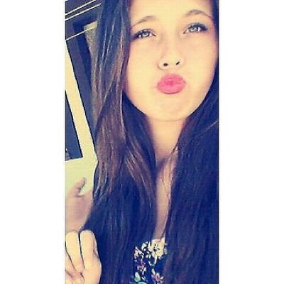No tengo biografia, no estoy muerta.