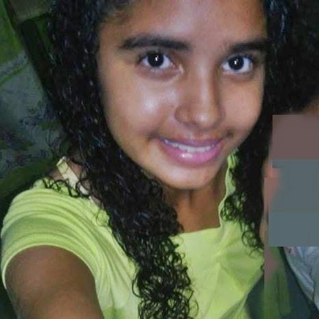 amo minha família,vou a igreja dias de domingo,estilo de musica funk,rock,sertaneja,forró e românticas internacionais. Amo #Deus