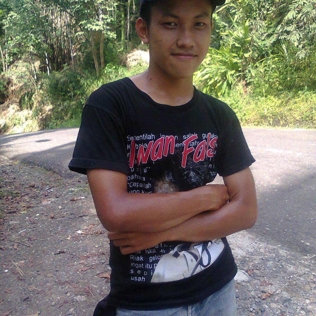 JhimiSujatmiko's profile picture. 