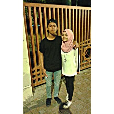 Ketika hidup tampak menjatuhkan, percayalah Tuhan telah menyiapkan sesuatu yang baik, yang tak pernah kamu tahu sesudahnya. LisnaWati♥