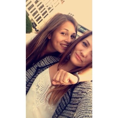 OFFICIALMADANI's profile picture. Lifestyle. Fashion. Beauty. Vlogs.