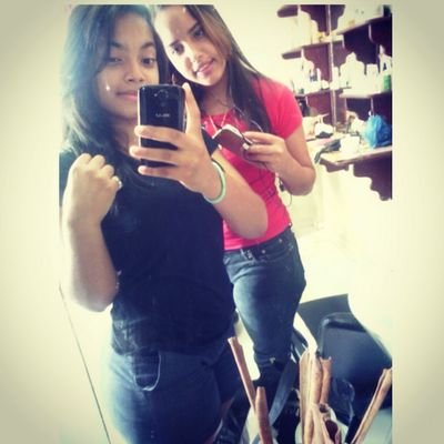 Viviendo La Realidad ;Pero Soñando En Grande ~Conforme Conmigo Misma . :Dios,. /Yo Solo Yo/  #G #paradesufrir :*     ''IG: @Celinetcapellan''