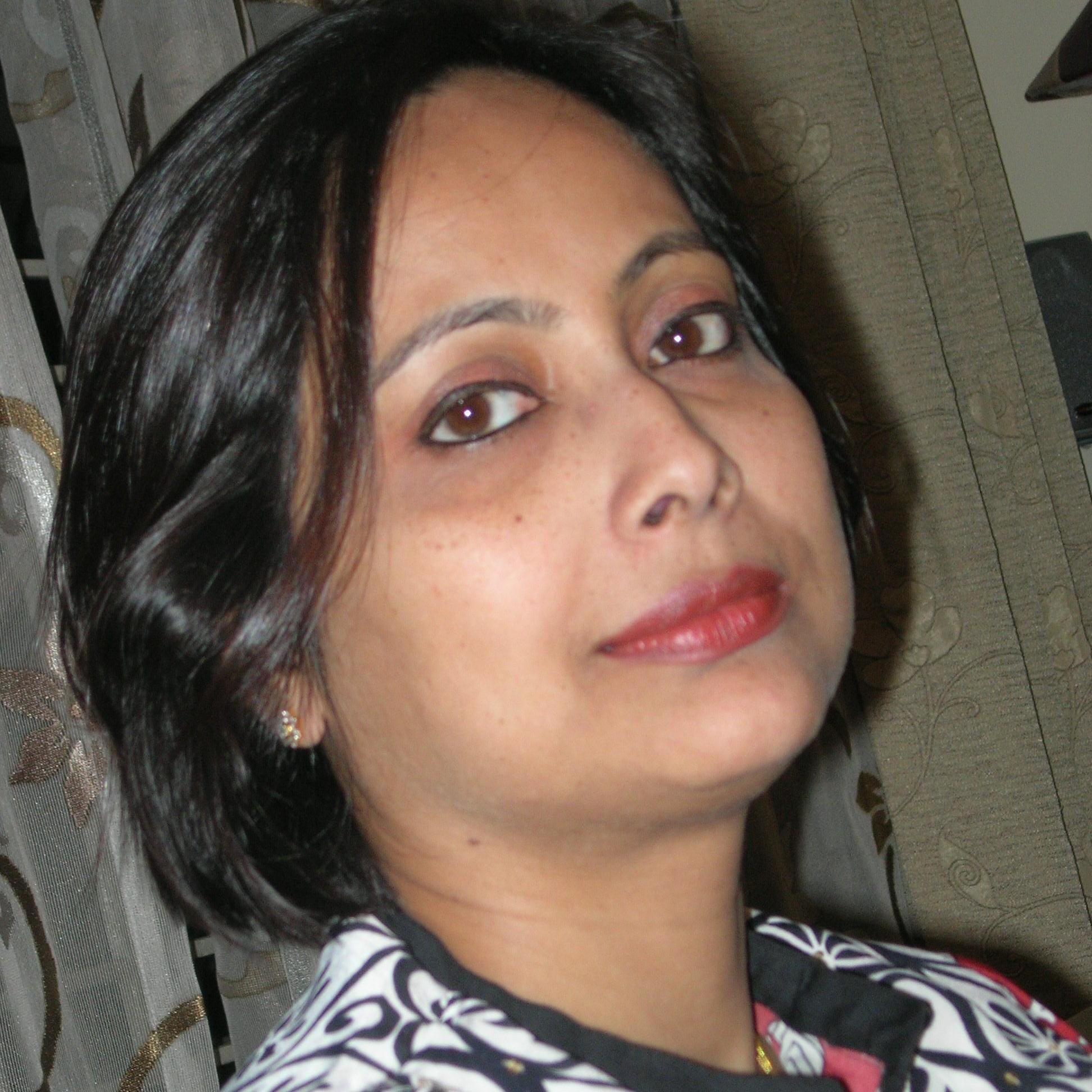 Indian doctor loves reading, travelling, movies, foodie. Mother, Teacher & Mentor . Global citizen but Indian at heart.
