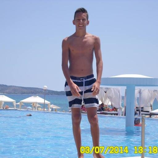 Losmii99's profile picture. Целим те срцем волим, увек се за тебе борим, најлепши мој си граде, волим те Нови Саде. ♥