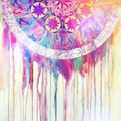 Changeons notre vie, On ne vie qu'une seul fois sur terre alors profite et ne laisse aucune chance ou envie passer car c'est maintenant ou jamais!