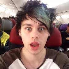 follow @nightdriveirwin