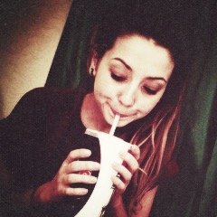 this is a free follow from @divasugg and i just want to say that you are beautiful and i love you