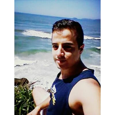 Viva o presente de forma integra, e terás orgulho de seu passado! (Gilson Louveira)