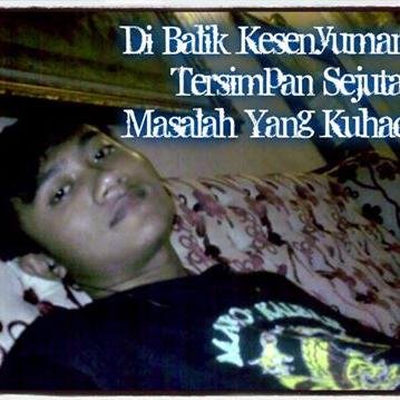 Menjadi Diriku dengan segala kekurangan ...
Menjadi Diriku atas kelebihan ku....