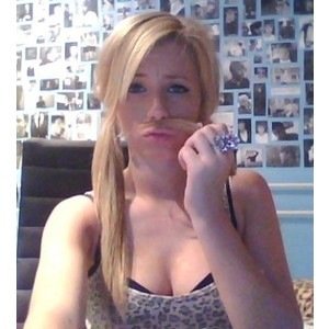 DiscreetThug's profile picture. Bitches only love me 'cause I'm Marshall Mathers' daughter.