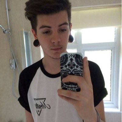 19, Vocalist for @TempestOfficial