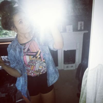 olly_m8's profile picture. Life's a rollarcoaster,                                                                     Instagram: olivia_sayers snapchat: olivia_sayerss