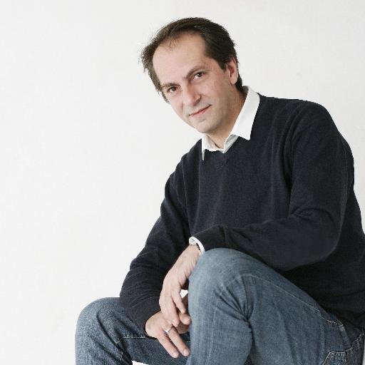 Karasoulosp's profile picture. Στιχουργός, εκδότης