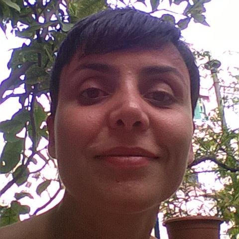 soniasorrent's profile picture. Zitti che forse ce sto capenn co'cos...(ma è sicuramente un'illusione)...
