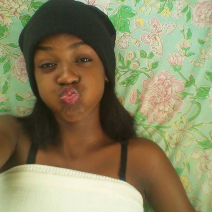 Weii' Yo Soy Liiceiista ; Me Encantaa La Musica ; Soy Adicta Al Rap ' ♥ ; Soy Domiinicanaa' ♥Soy Tuu Negrah' ♥