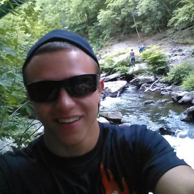 PomalesCj's profile picture. 