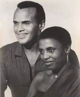 CedricAndoulou's profile picture. Activiste ultra pro Gbagbo. Je jete un regard critique sur l'actu internationale