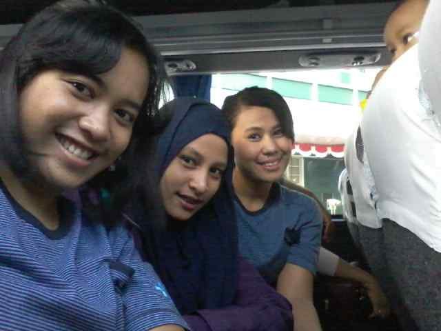 dyahWTJ's profile picture. Midwife