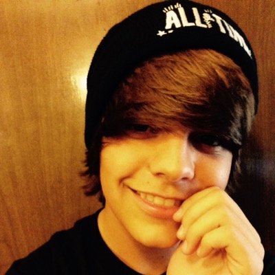 Bands, pizza, games My life cx