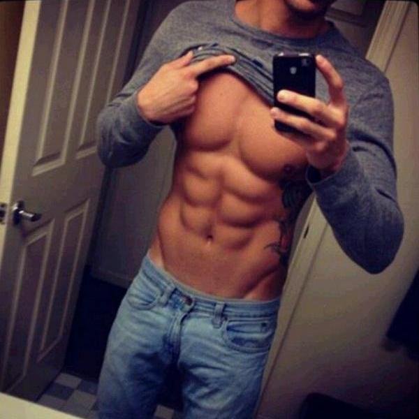 Verified Account®  I'm a Model, interactive, live the life I love  :)             ÚT:11.002025,-63.824346 fan G-UNIT