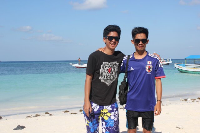 PhecoDoken's profile picture. berasal dari keluarga sederhana,simple,apa adanya,humoris,gokil,cuek,elegan,berprinsip,penyayang,peduli,enak di ajak ngobrol pastinya