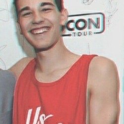 FOLLOW @NICOTINEJACOB OR I UNFOLLOW (Im sorry, thanks for being awesome tho)