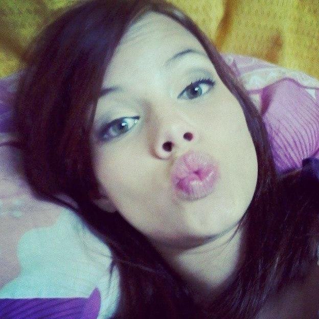 • 18aninhoos, casada com Matheus Avanço, mamãe do Davi Lucca, doida, ciúmenta,briguenta, chata, insuportavél, formiga (....)  DEUS  ❤