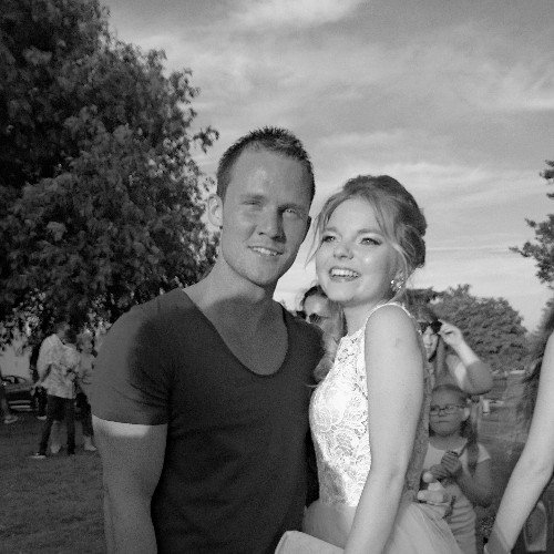 SaraT9aty's profile picture. 