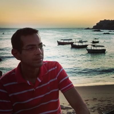 mirosantana's profile picture. Profissional de marketing, marido, irmão, filho. Apaixonado por cultura e amante da vida.