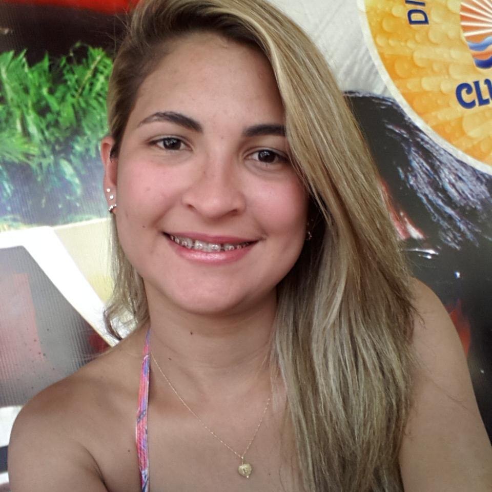 Se chorei ou se sorri, o importante é que no twitter eu escreviii. ♪ ♫