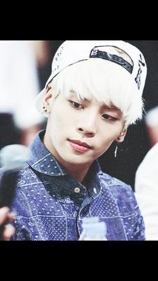 i love you, stay strong & dm me if you need to talk to somebody || i follow back if you're not creepy :3